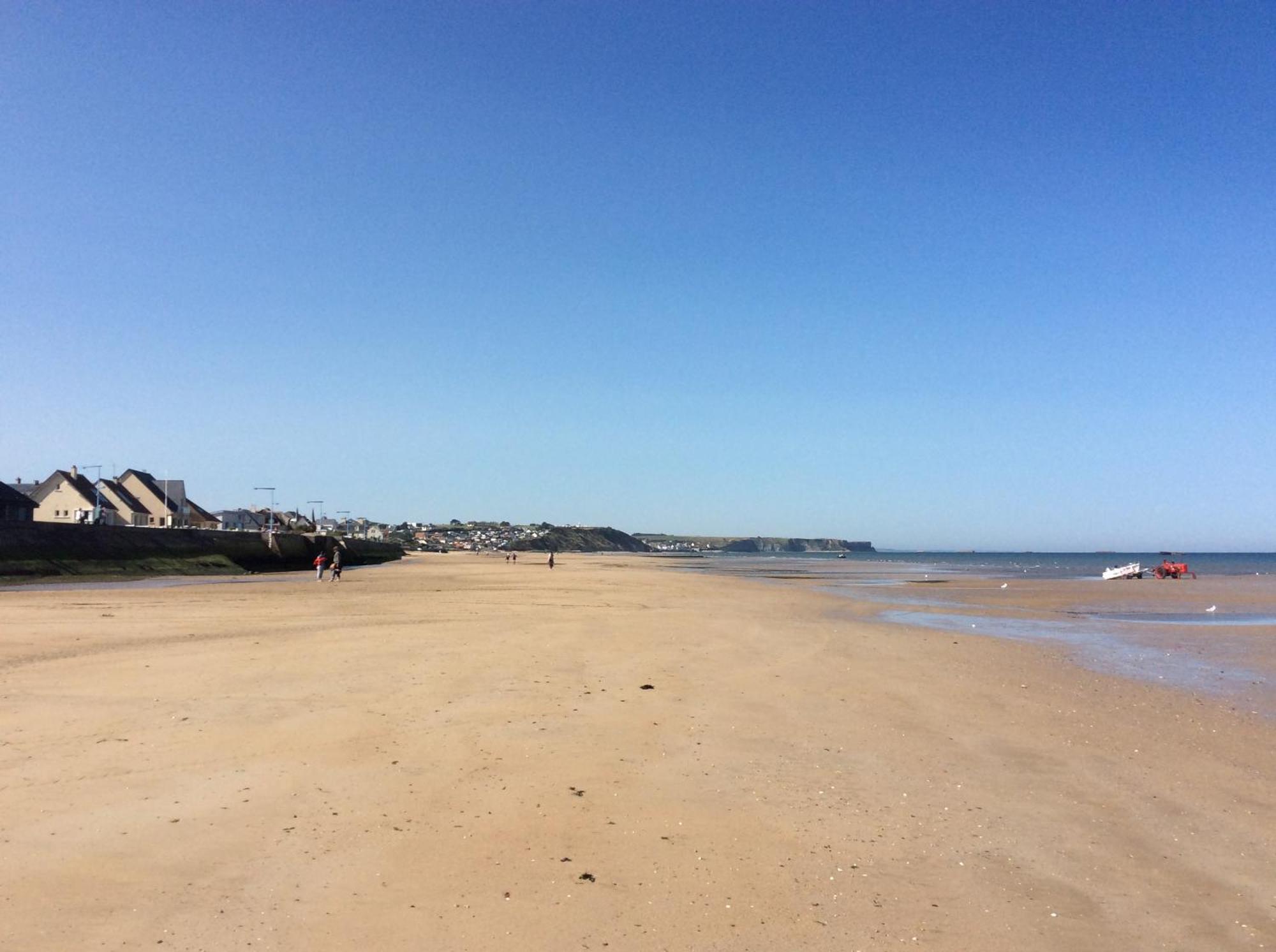סן-לוראן-סור-מר Sweet Omaha Belle Maison Recente Lumineuse Et Cosy Bien Equipee Jardin Clos 15 Mn A Pied Plage Omaha Beach Et Proche De Bayeux & Port En Bessin מראה חיצוני תמונה