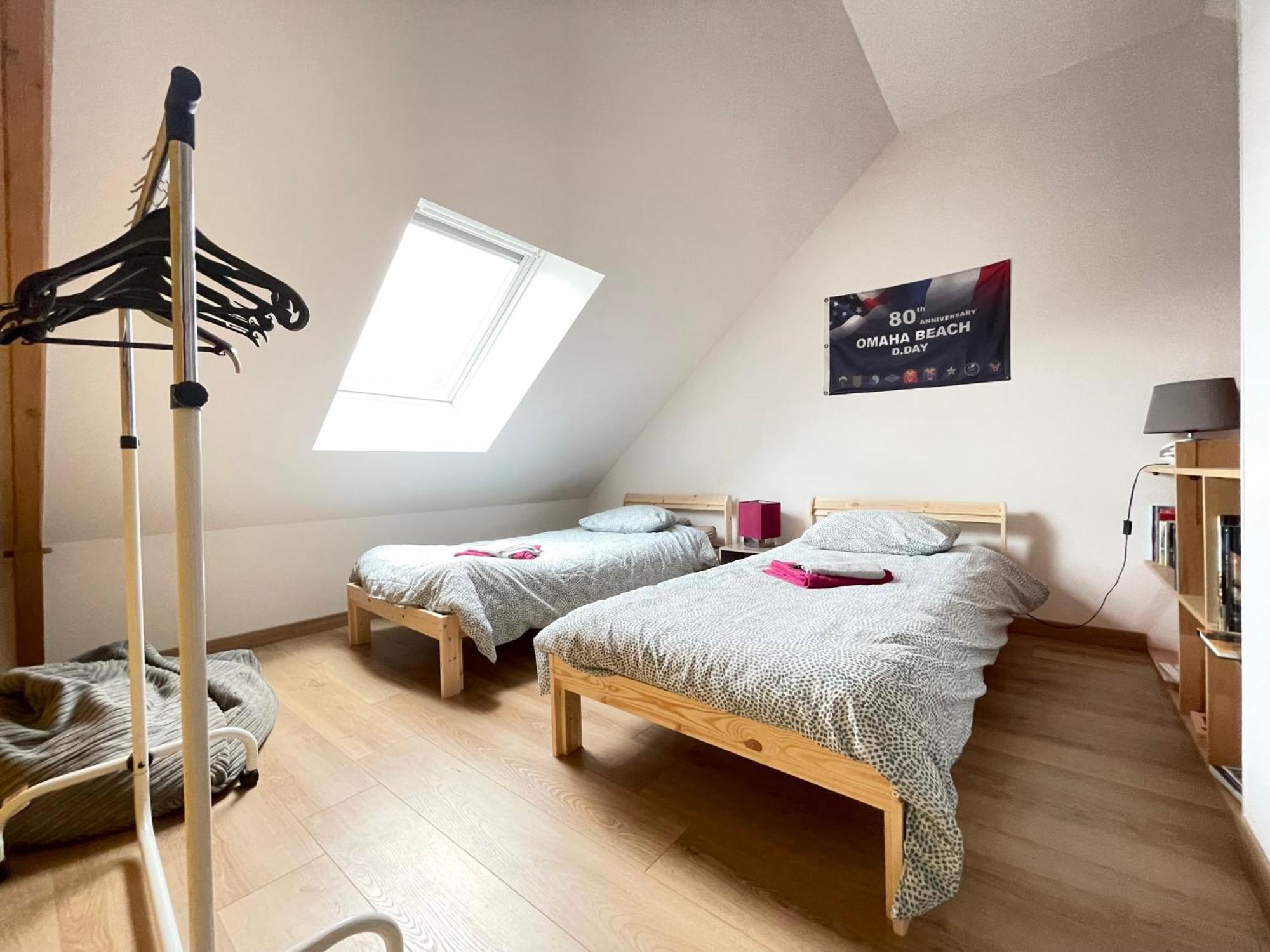 סן-לוראן-סור-מר Sweet Omaha Belle Maison Recente Lumineuse Et Cosy Bien Equipee Jardin Clos 15 Mn A Pied Plage Omaha Beach Et Proche De Bayeux & Port En Bessin מראה חיצוני תמונה